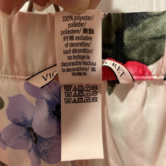 Victoria’s Secret Floral Vine Stripe Satin Sleep Shorts - Picture 14 of 15